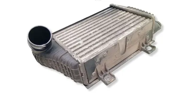 Volkswagen Multivan T4 Intercooler radiator 701145805A