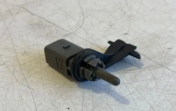 Audi A5 Outside/exterior temperature sensor 8Z0820535B