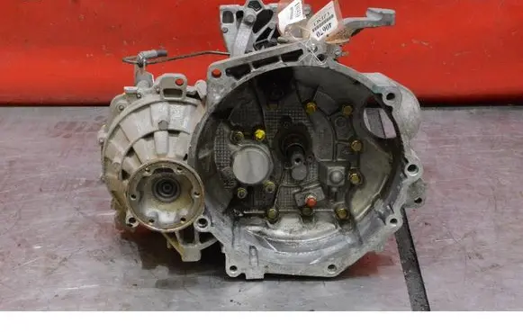 Volkswagen Golf IV Manual 6 speed gearbox HNV