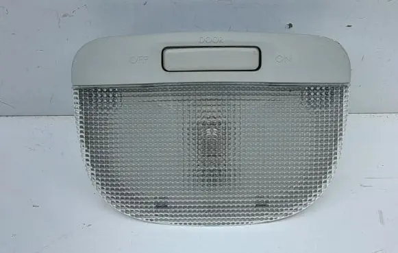 Subaru XV I Rear seat light VC12068
