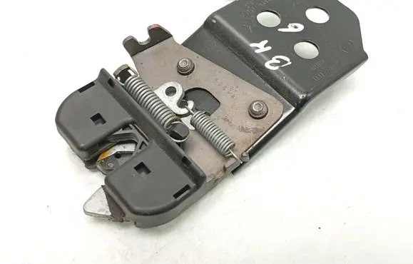 BMW 5 GT F07 Seat back rest lock catch 9164445