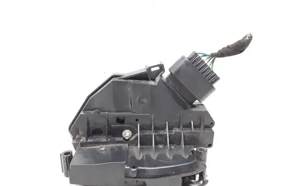 Volvo S60 Front door lock 31301740