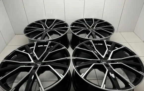 Audi Q7 4M R22 alloy rim 