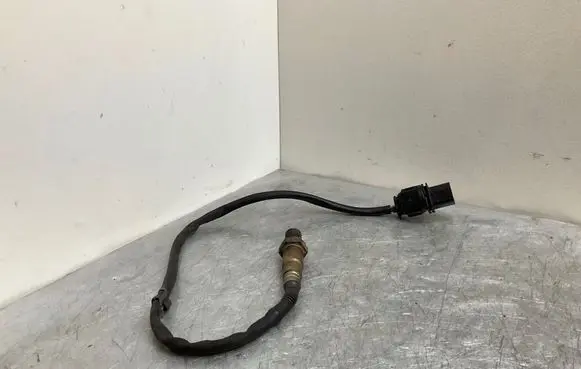 BMW 6 E63 E64 Lambda probe sensor 7535269