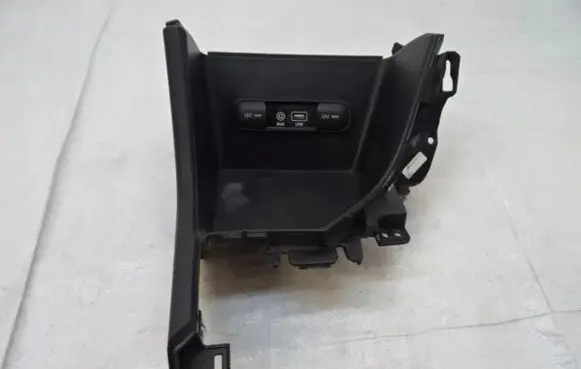 KIA Sportage AUX in-socket connector 84681-F1200