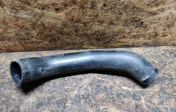 Mazda 6 Intercooler hose/pipe 111128