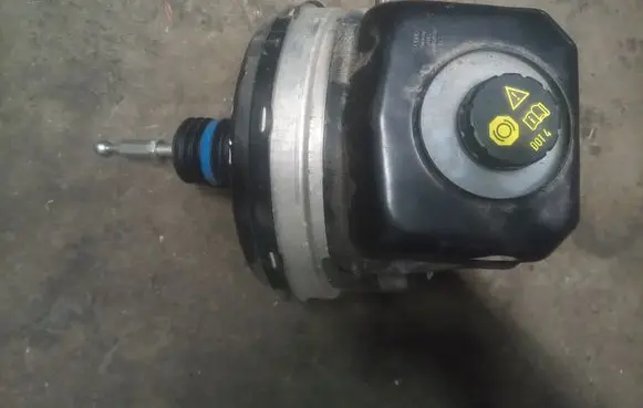 Audi A5 Brake booster 8W0612103B