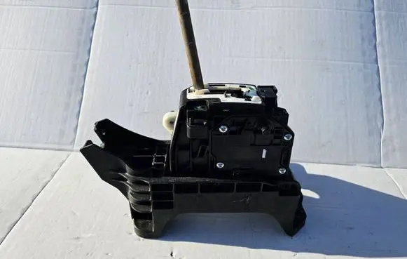 Hyundai Tucson IV NX4 Gear shifter/selector 46700N7XXX