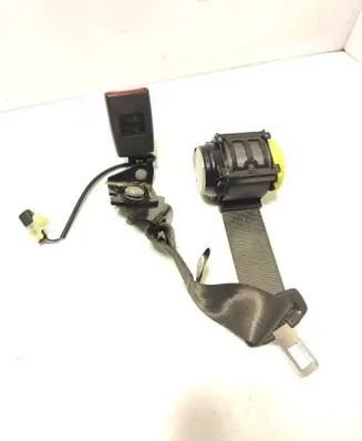Ford Mondeo MK V Middle seatbelt (rear) DS73F611B64AE 1025574N97