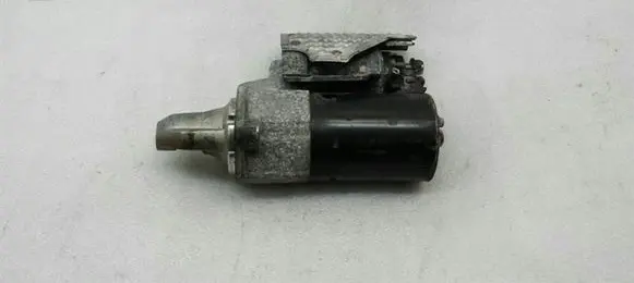 Mercedes-Benz GL X164 Starter motor A0061515901