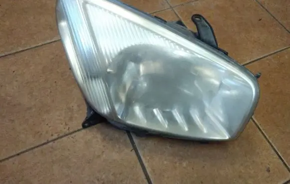 Toyota RAV 4 (XA20) Headlight/headlamp