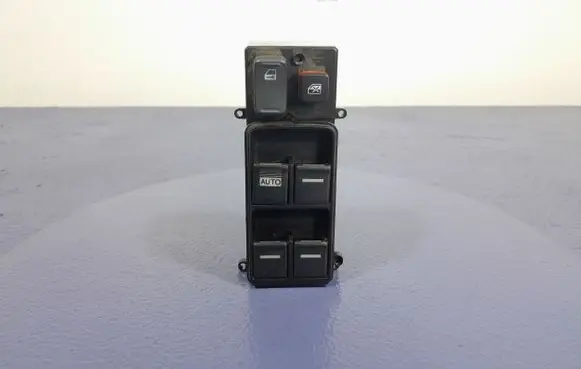 Honda Accord Electric window control switch 35750-SEA-G02