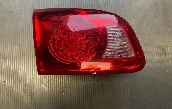 Hyundai Santa Fe Tailgate rear/tail lights 924052B000