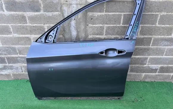 BMW X1 F48 F49 Front door 