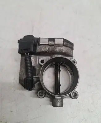 Volvo V70 Throttle valve 8692720 06W472 0281002701