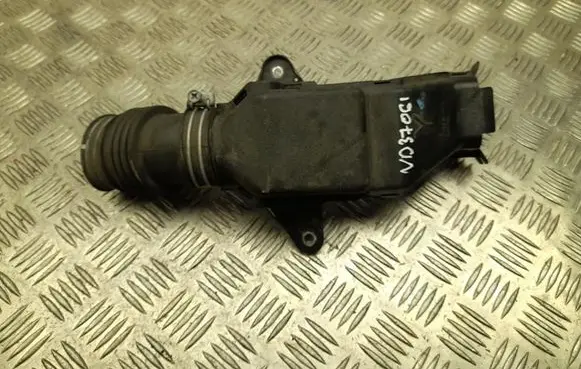 Toyota Prius (XW50) Air intake hose/pipe 1775237121