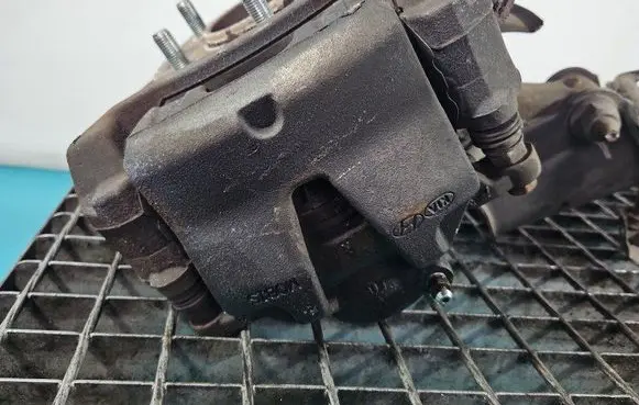 Front brake caliper