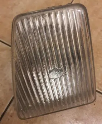 Volkswagen PASSAT B2 Front fog light 301125515 8369R19