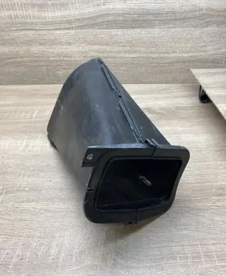 Mercedes-Benz C W202 Brake cooling air channel/duct 2028890736