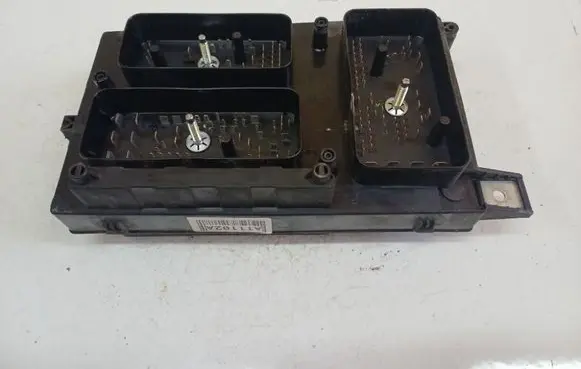 Opel Astra H Fuse box set 13145041