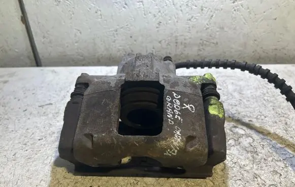 Dodge Grand Caravan Front brake caliper