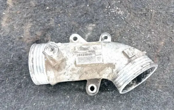 Volvo S60 Intercooler hose/pipe 08631538