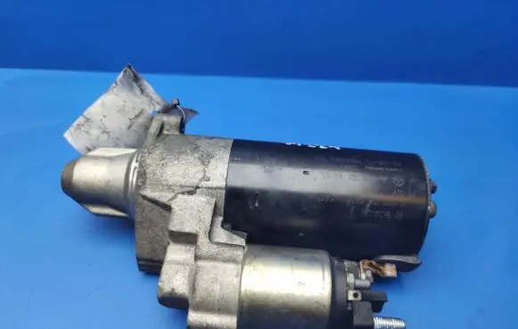 Mercedes-Benz S W221 Starter motor A0061514401 0001115051