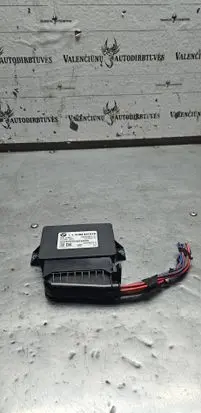 BMW X3 F25 Hand brake control module 6858017 23122010 0122811850