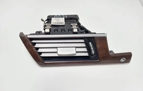 Mercedes-Benz E W212 Dashboard side air vent grill/cover trim A2126801571 A2128300154