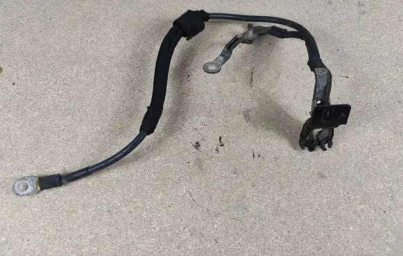 Peugeot 3008 I Positive cable (battery)