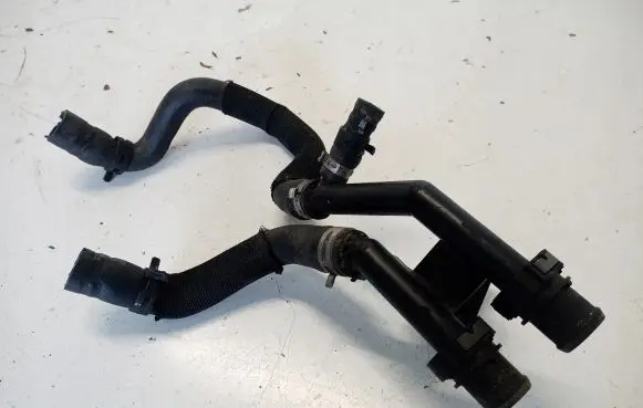 Land Rover Range Rover L405 Engine coolant pipe/hose