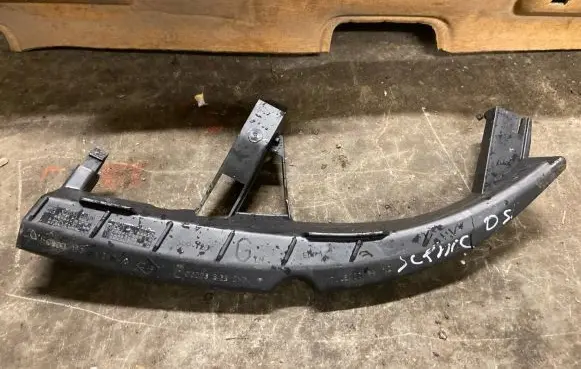 Renault Scenic II - Grand scenic II Front bumper mounting bracket 00003S29 6100183741