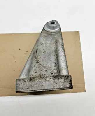 Mercedes-Benz C W203 Engine mounting bracket A6112230804