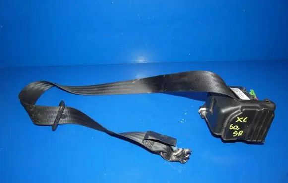 Volvo XC60 Middle seatbelt (rear) 39818866 60673 34147746