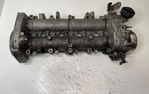 Opel Insignia A Engine head 55565668 55205446