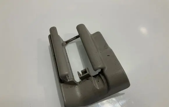 Mercedes-Benz E W211 Front driver seat rail trim 2119190920 A2119190920