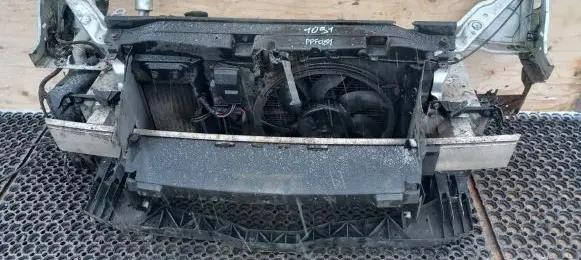 Citroen C4 I Picasso Radiator support slam panel