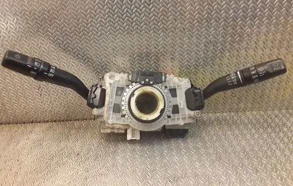 Lexus RX XU10 Wiper speed switch 8431048090