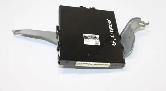Toyota Avensis T270 Other control units/modules 8969005150