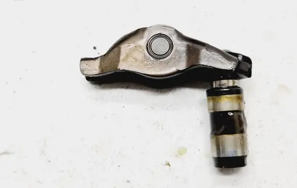 Mercedes-Benz C W204 Valve rocker arm 