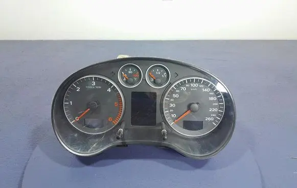 Speedometer (instrument cluster)