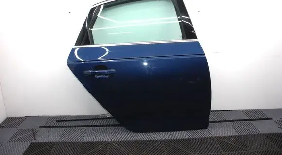 Audi A4 S4 B9 8W Rear door 