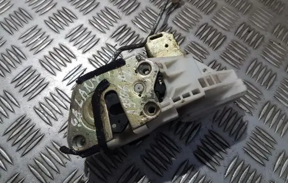 Mitsubishi Galant Front door lock