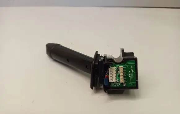 Volvo S60 Wiper control stalk 30768099