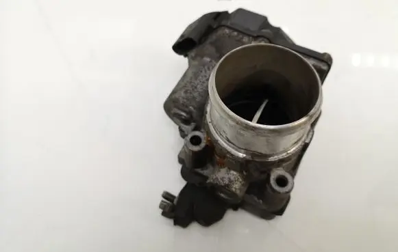 Hyundai i30 Throttle valve 351002A900 5WY9174C