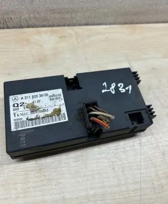 Mercedes-Benz E W211 Seat control module A2118203626