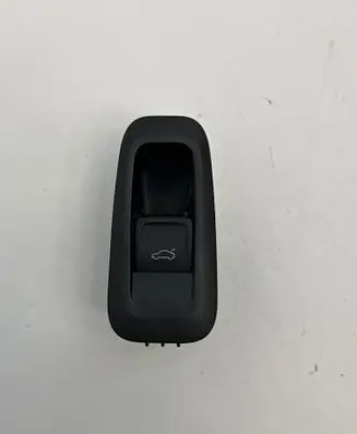 Tailgate opening switch
