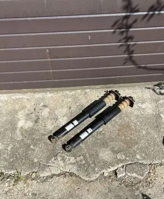 BMW X3 E83 Rear shock absorber/damper 814903001581