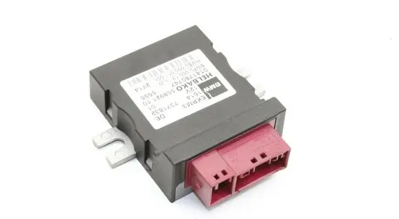 BMW 1 F20 F21 Fuel injection pump control unit/module 7371832
