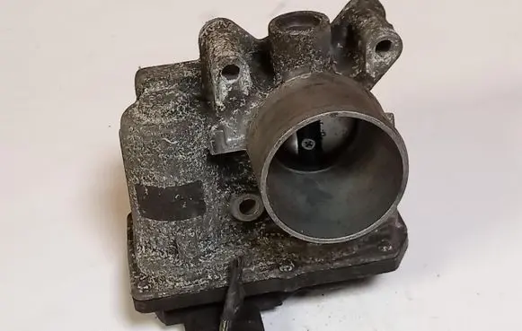 Renault Clio IV Throttle body valve 161203912R